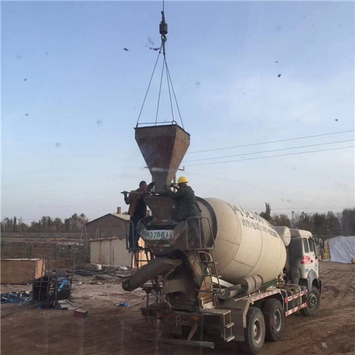 杏花岭区“精准瞄准”—— 吊车的 “定位导航” 技术